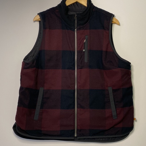 Carhartt Reversible Quilted Vest - Picture 3 of 14